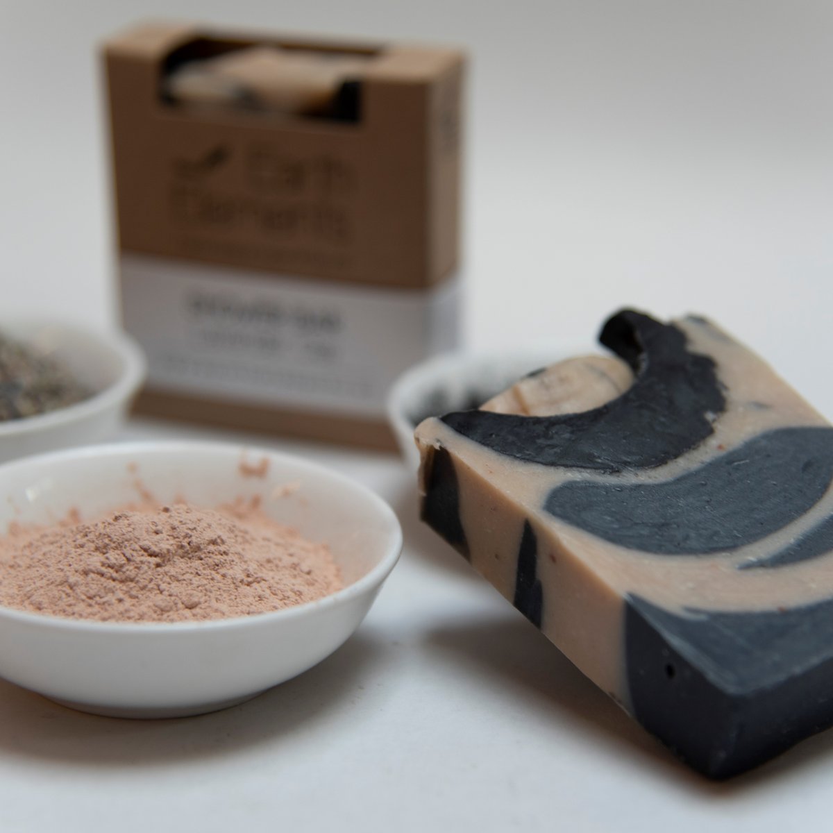 earth elements shower bar lavender clay